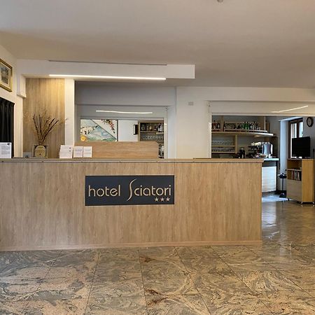 Temù Hotel Sciatori 3 Stelle Superior מראה חיצוני תמונה