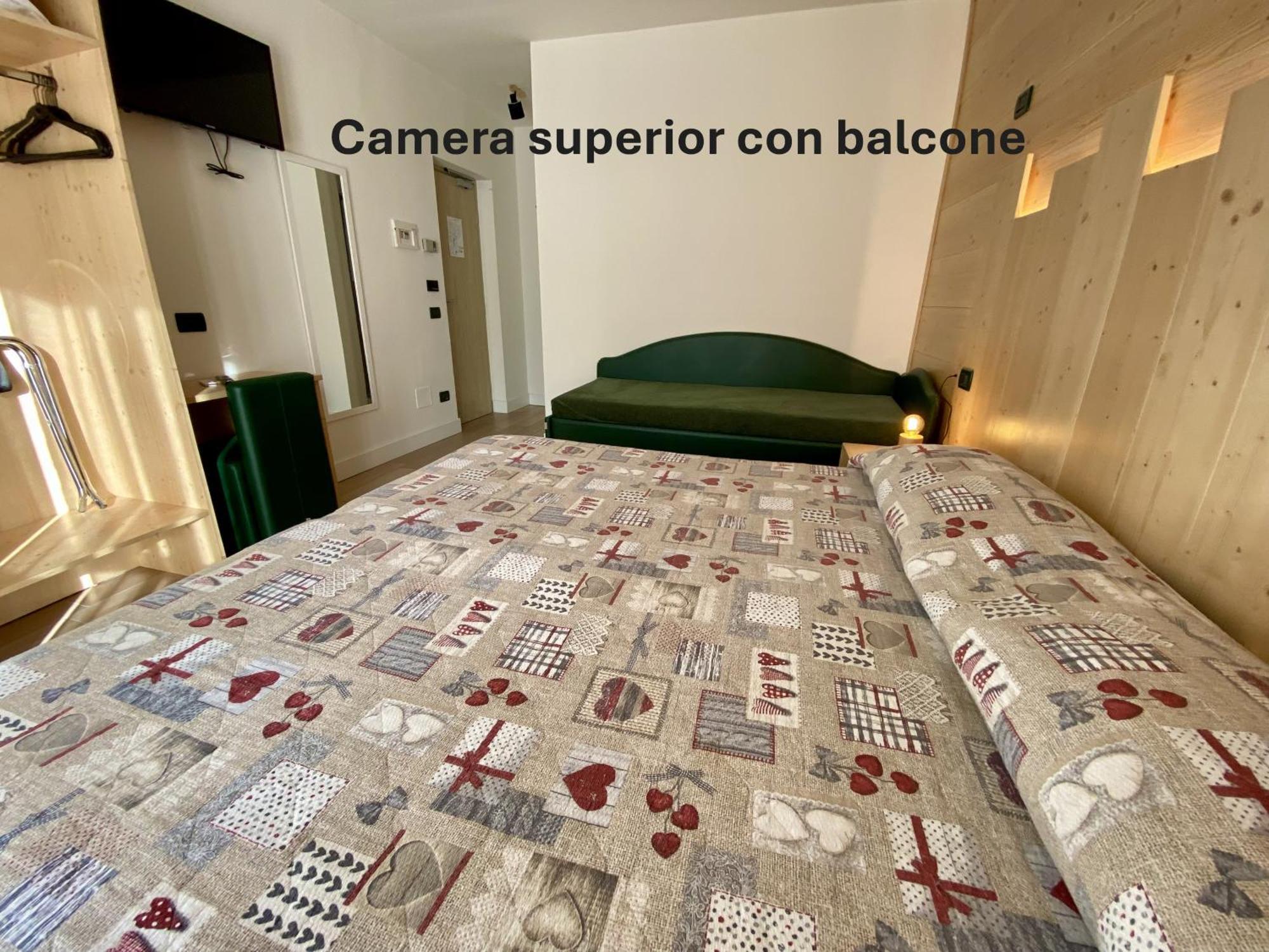 Temù Hotel Sciatori 3 Stelle Superior מראה חיצוני תמונה